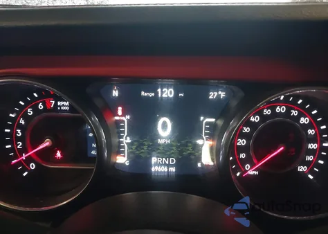 2018 Jeep Wrangler Unlimited Rubicon 4X4 from USA, damaged, VIN 1C4HJXFG2JW138716